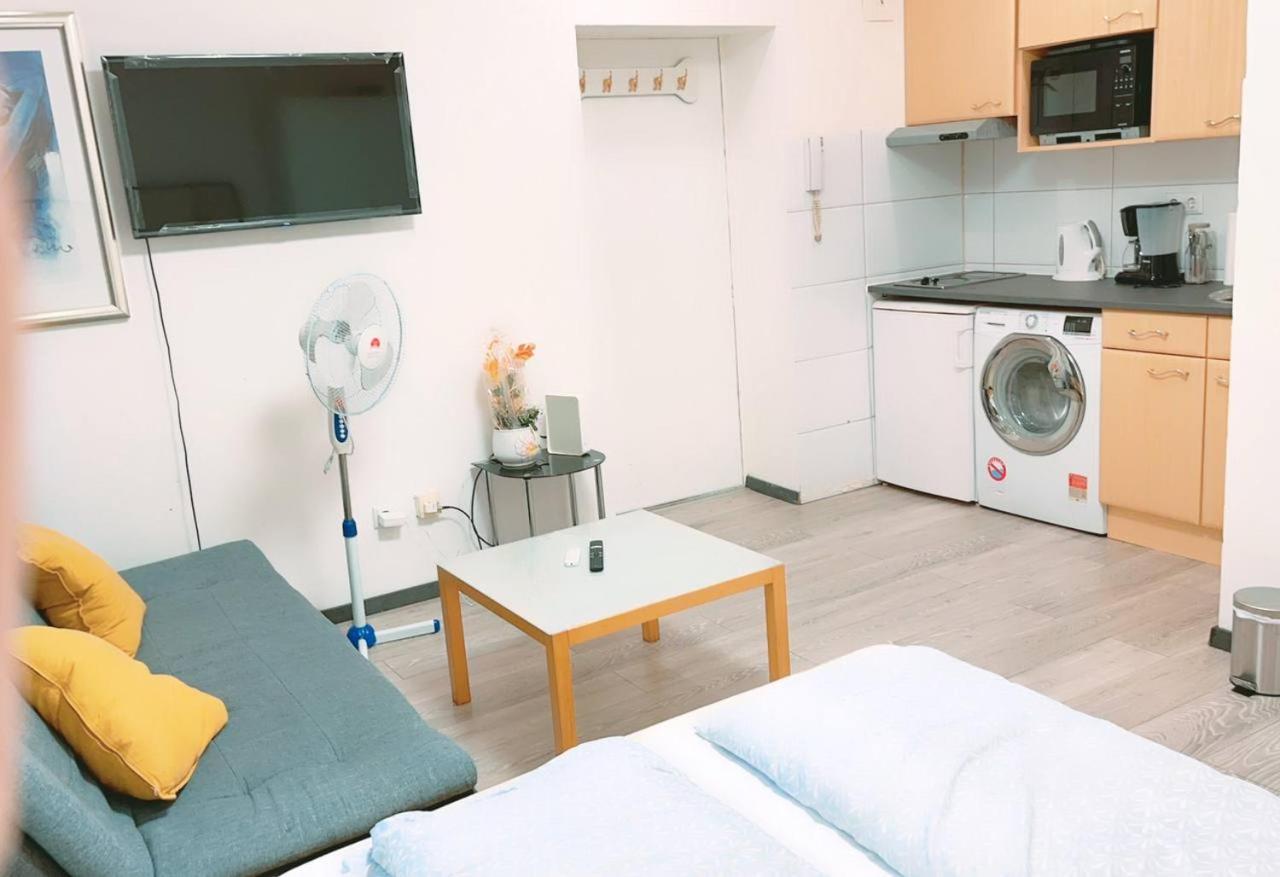 H Comfort Studio 3P Km Вена Экстерьер фото