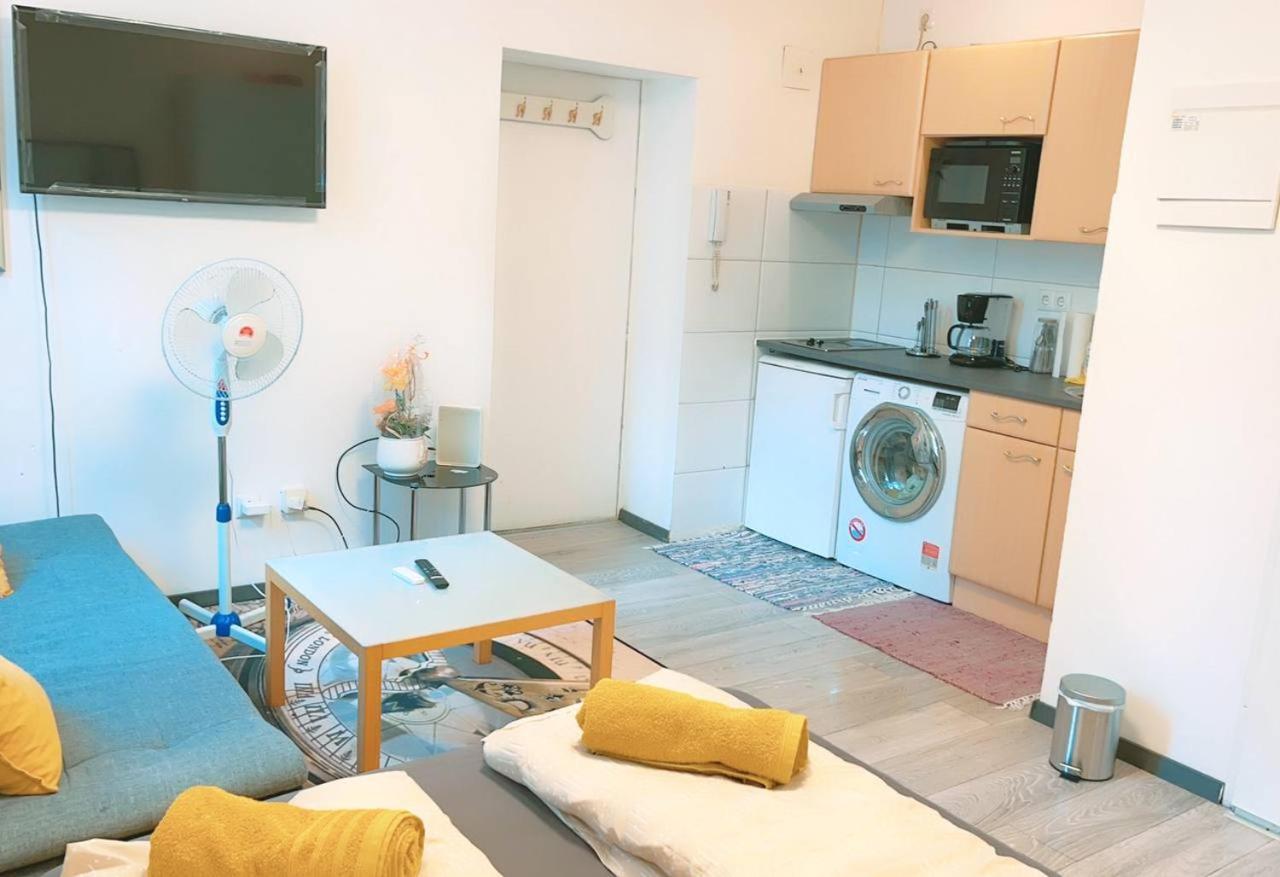 H Comfort Studio 3P Km Вена Экстерьер фото